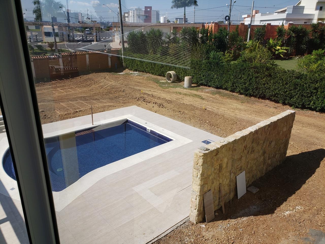 Projeto residencial e área externa